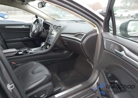 2014 Ford Fusion Titanium z USA, uszkodzony, nr VIN 3FA6P0D96ER281443